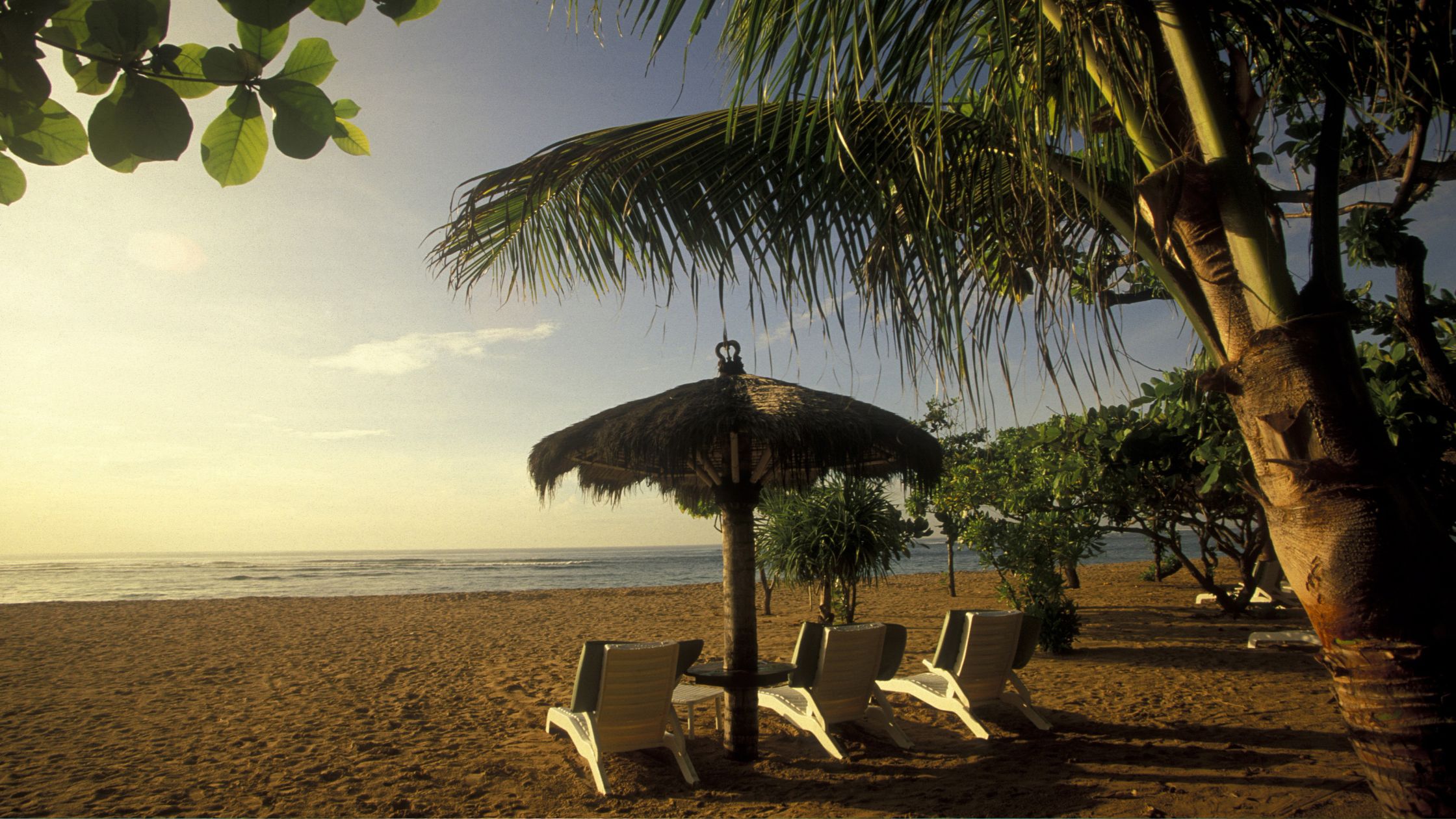 Temukan 10 objek wisata terbaik di Nusa Dua, mulai dari pantai eksotis, wahana seru, hingga destinasi budaya yang wajib Anda kunjungi saat liburan.