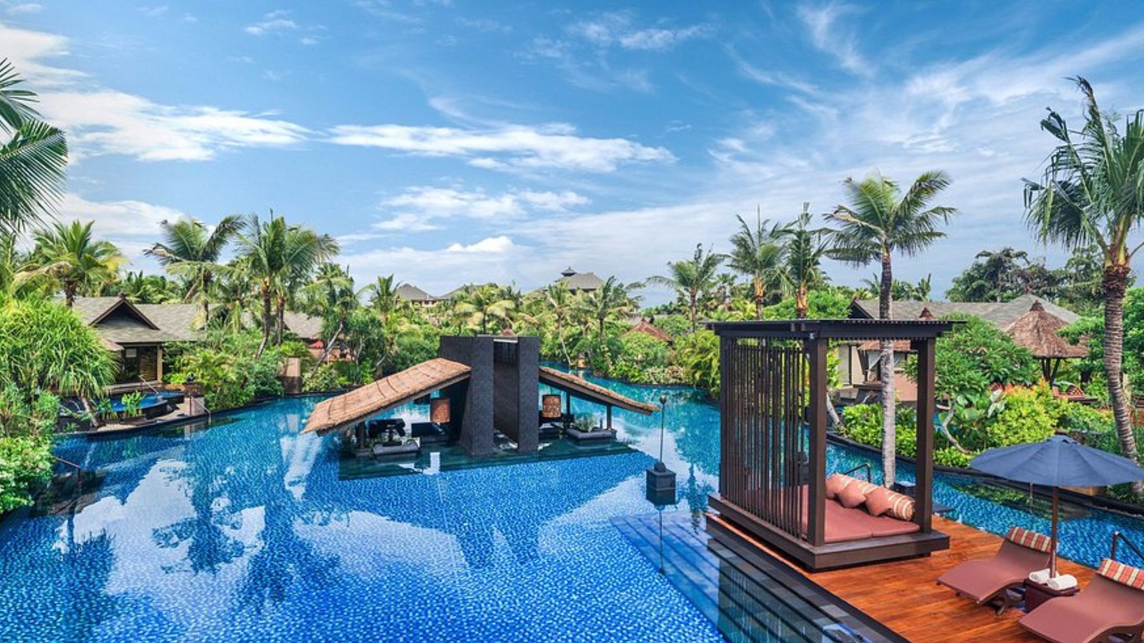 Liburan di Bali? 7 Hotel dengan Pemandangan Laut Menakjubkan