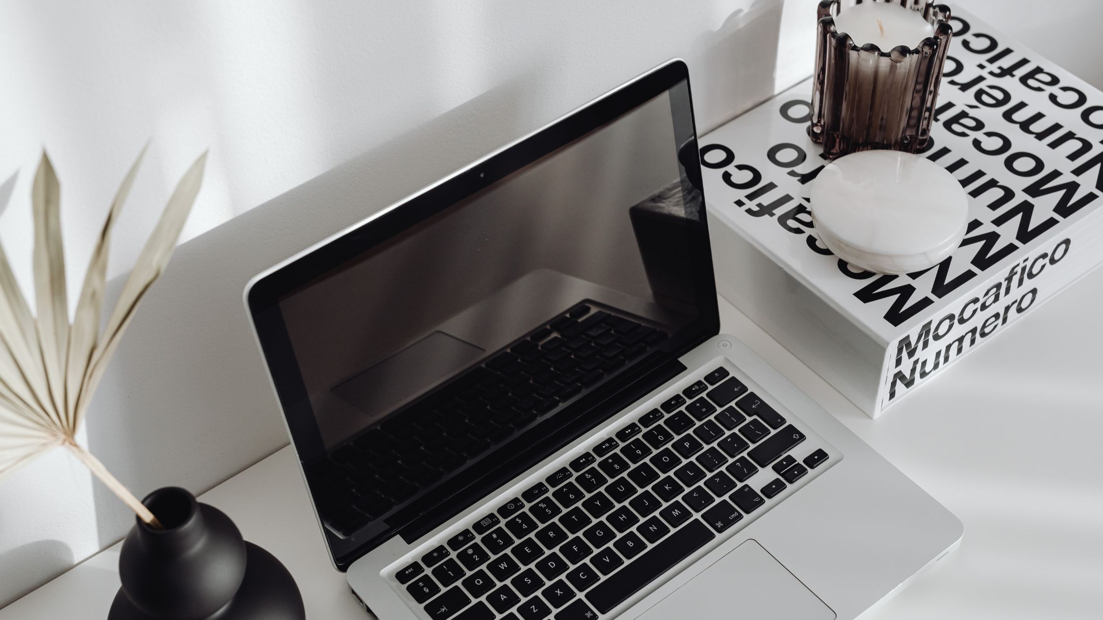 12 Tips Memilih Laptop Terbaik untuk Mahasiswa 2025